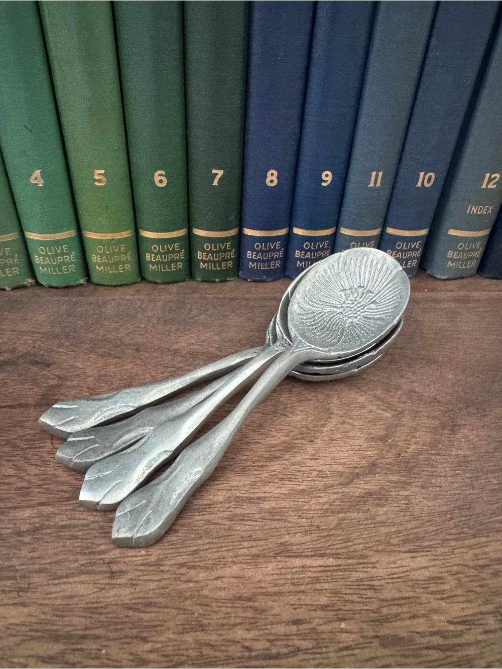 Set of 4 Floral Metal Serving Spoons Botanical Flower Pewter Tone Vintage Style
